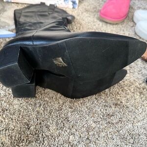 Elegant Black Women's Boots